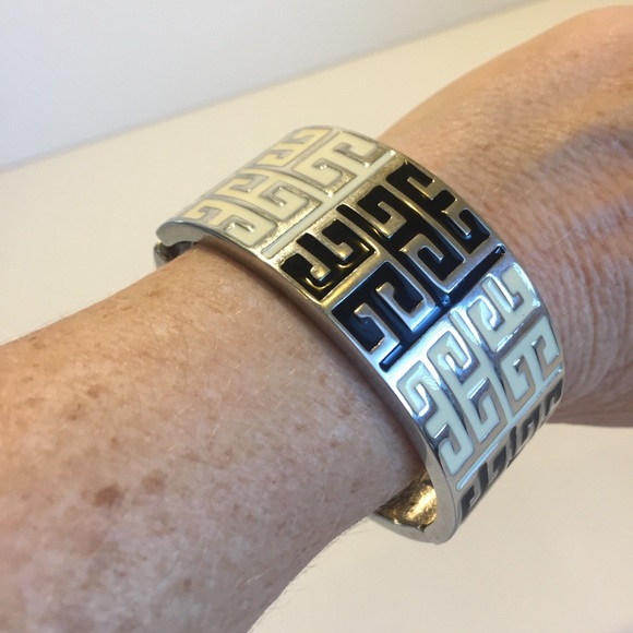 SILVER TONE BRACELETS x 2 enamel cream black geo - Picture 8 of 13